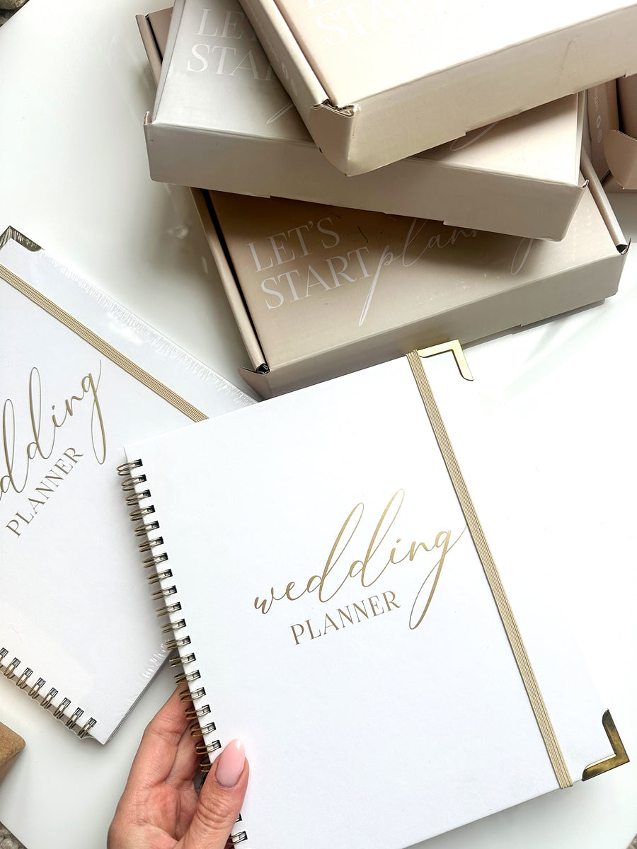 SALE Ultimate Wedding Planner (boxes slightly damaged)